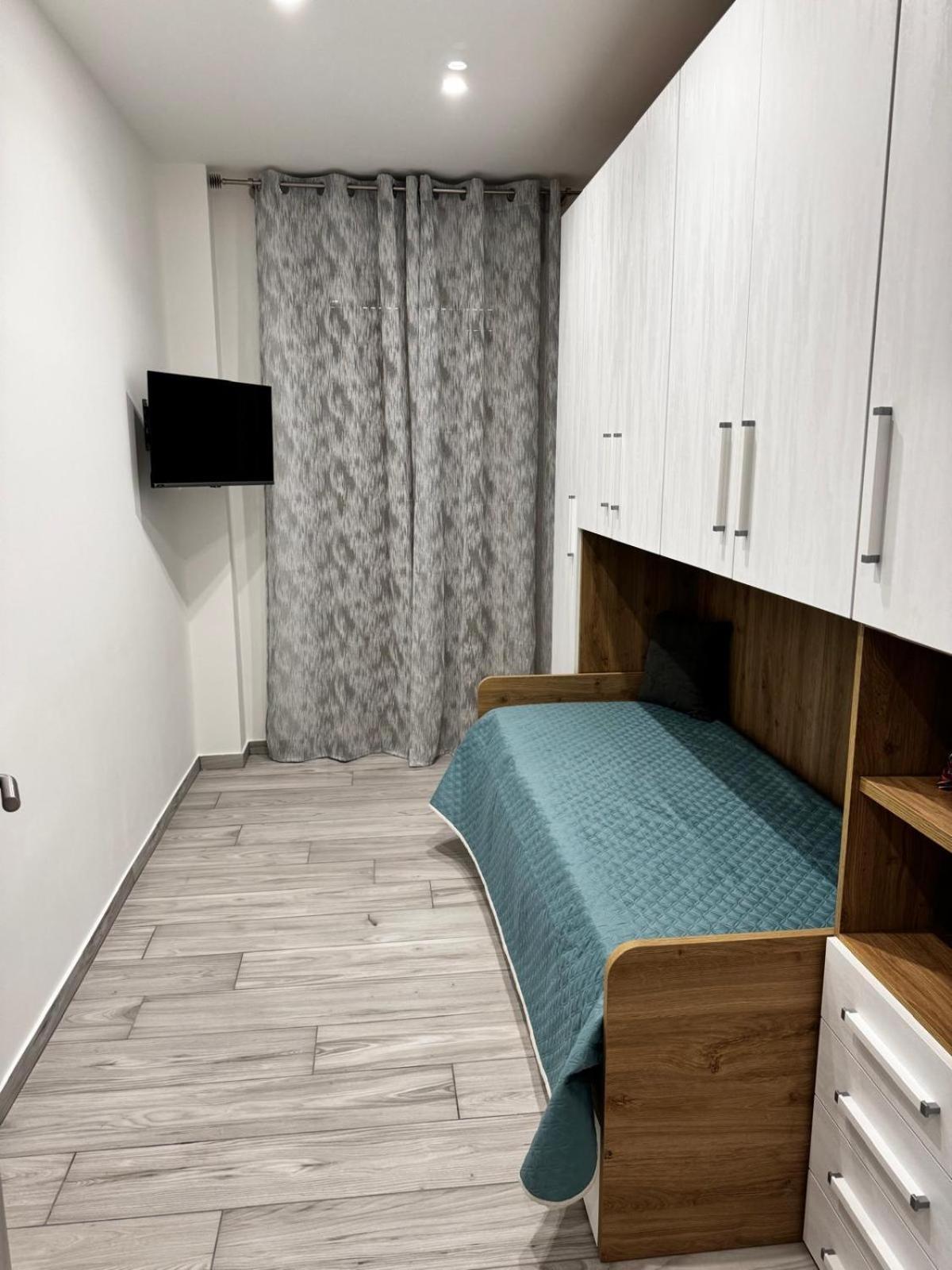 Albahouse Apartment Катания Екстериор снимка